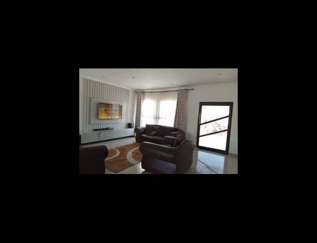 3 BEDROOM HOUSE FOR SALE IN THE ORCHARDS